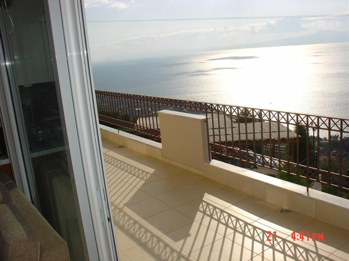 Verga First Floor Apartment المظهر الخارجي الصورة